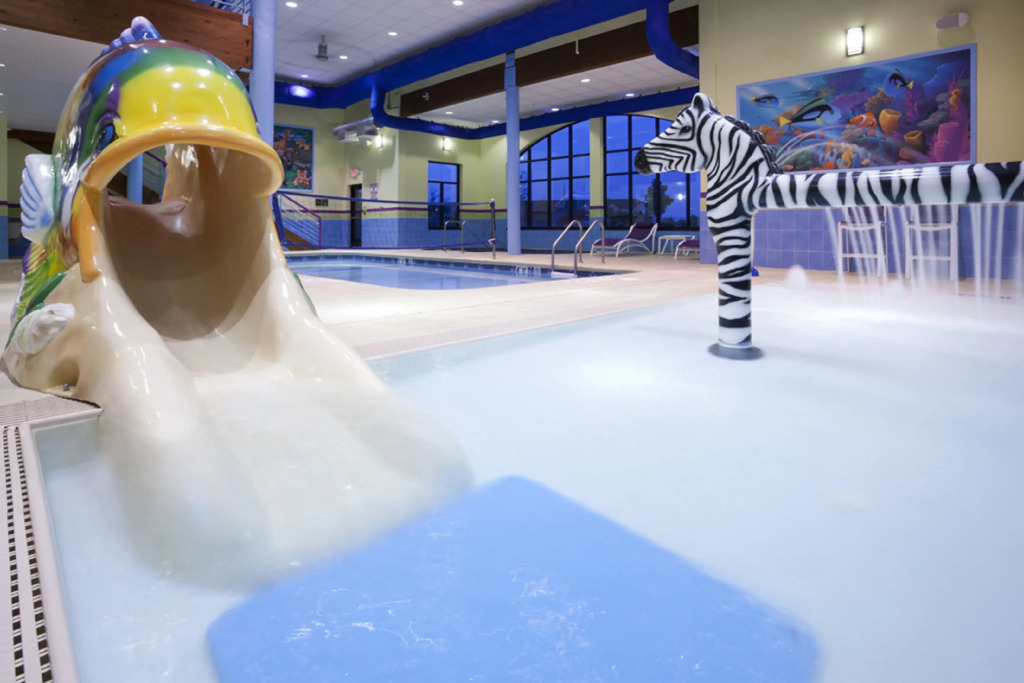 Holiday Inn Exp Stes Rogers by IHG