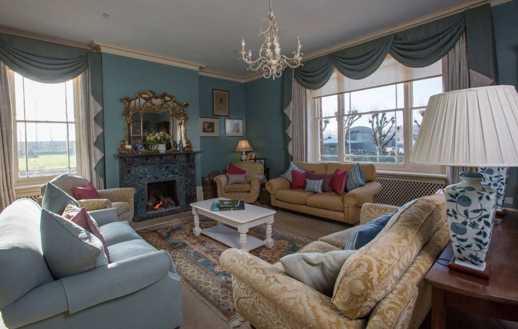 Overtown Manor Bed and Breakfast