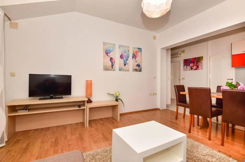 Apartment Marijo - 300m to beach