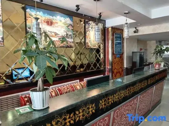 Nuo Bu Cang Hotel