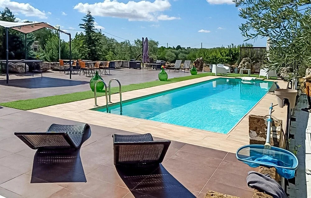 Gorgeous Home In Acquaviva Delle Fonti