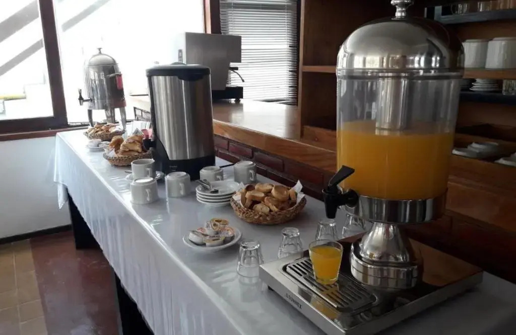 Hotel Tiburones Club