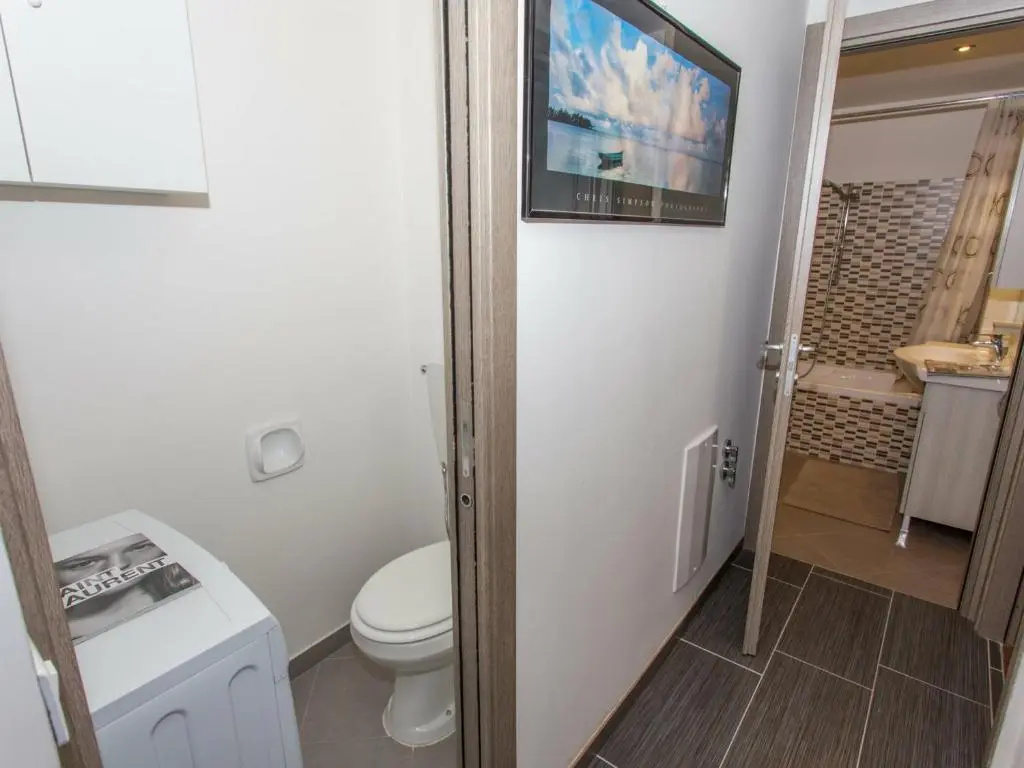 Appartement Menton, 3 pièces, 5 personnes - FR-1-196-230