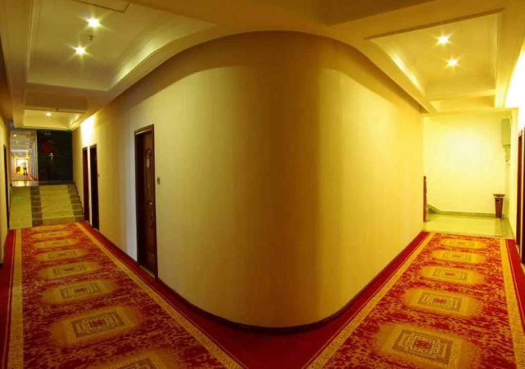 GreenTree Alliance ShiYan Middle BeiJing Road Jinling International Hotel