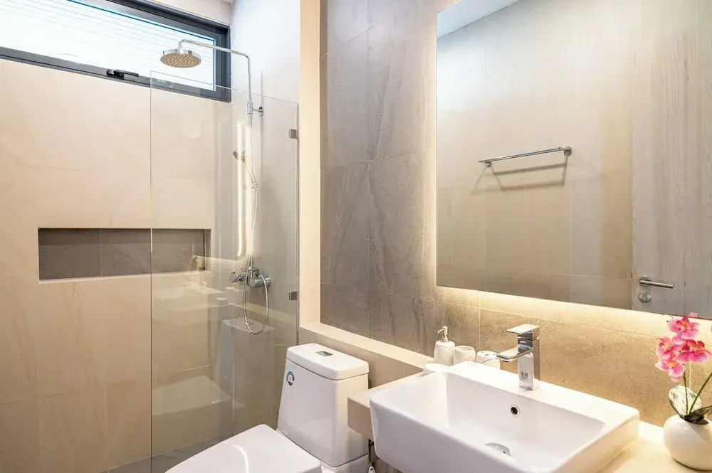 Villa Close to Fisherman's - KBR26