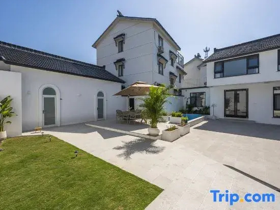 Suzhou Xiyu Villa Resort Swimming Pool Boutique Stay (Taihu Lake Western Mountain Scenic Area)