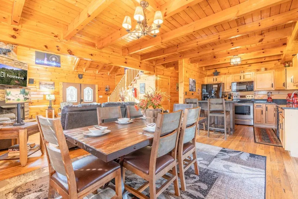 Comfort Cabin Bearway To Heaven w Private Hot Tub