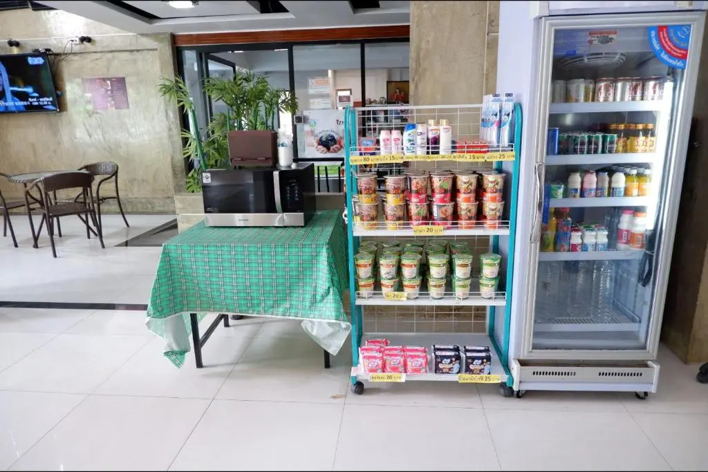 Izen Budget Hotel & Residence