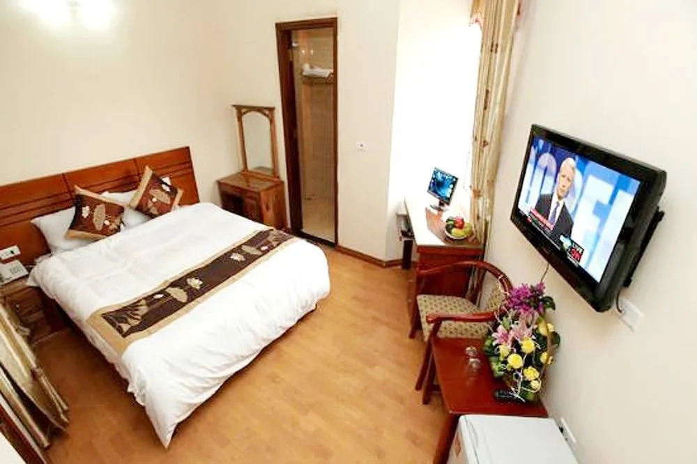 Hanoi An Father's Hotel & Travel