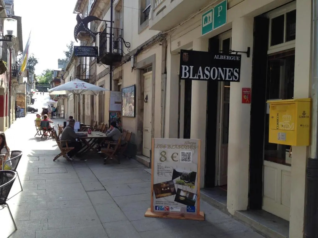 Albergue los Blasones