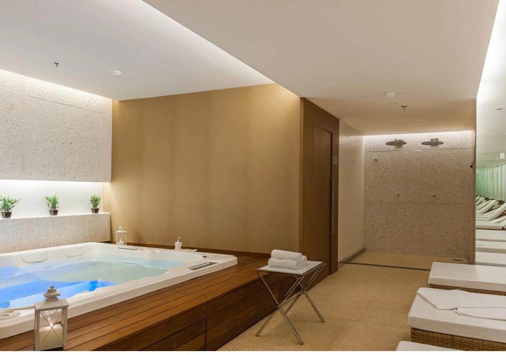 Eurostars Brisas do Lago
