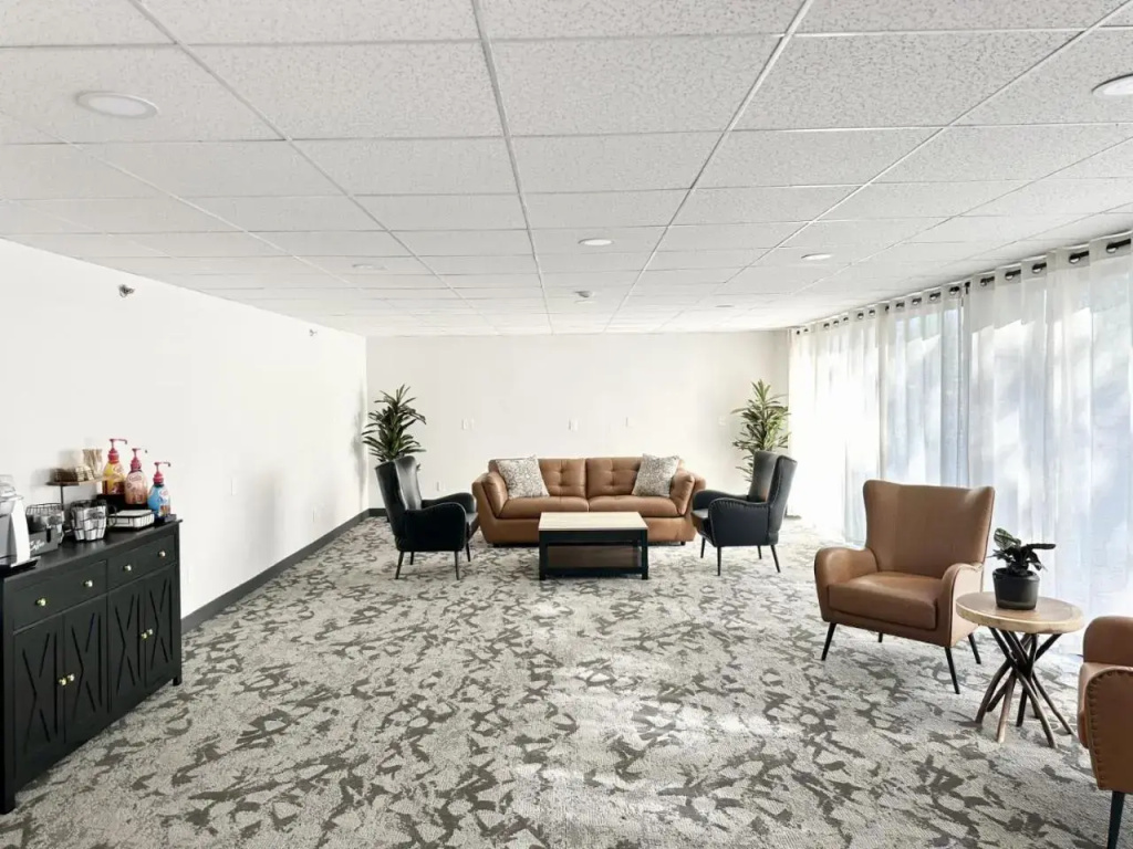 Baldwin Inn & Suites, SureStay Collection by Best Western