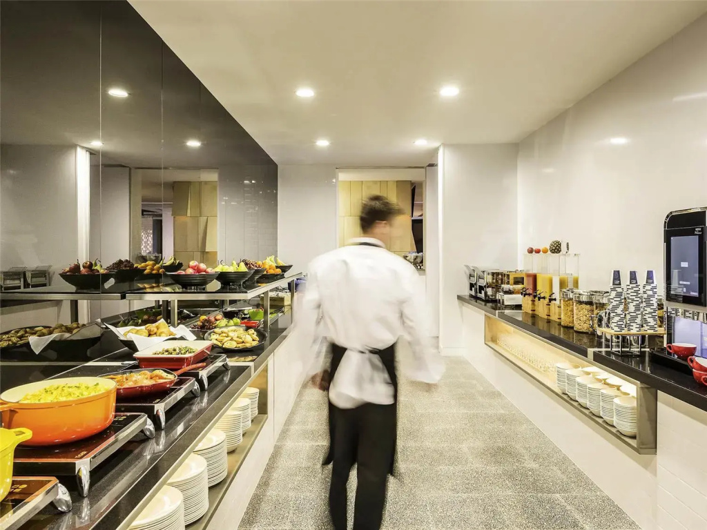 ibis Adelaide