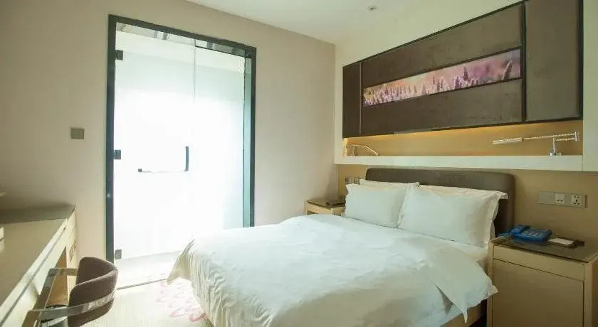 Lavande Hotel Wuhan Yellow Crane Tower