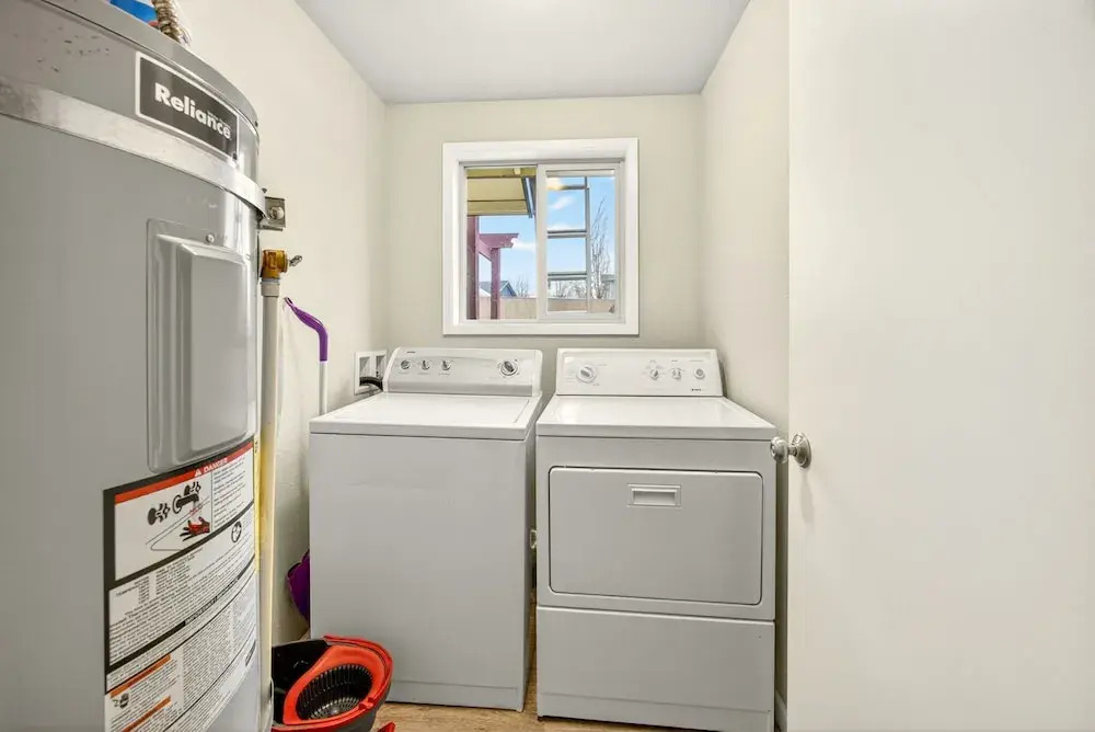 Clearview Comfort 3BR Near Airport
