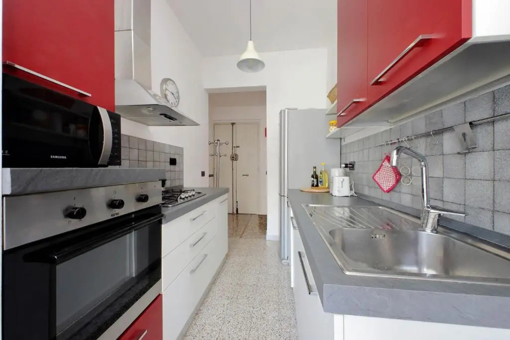 Silvanos Home In Rome