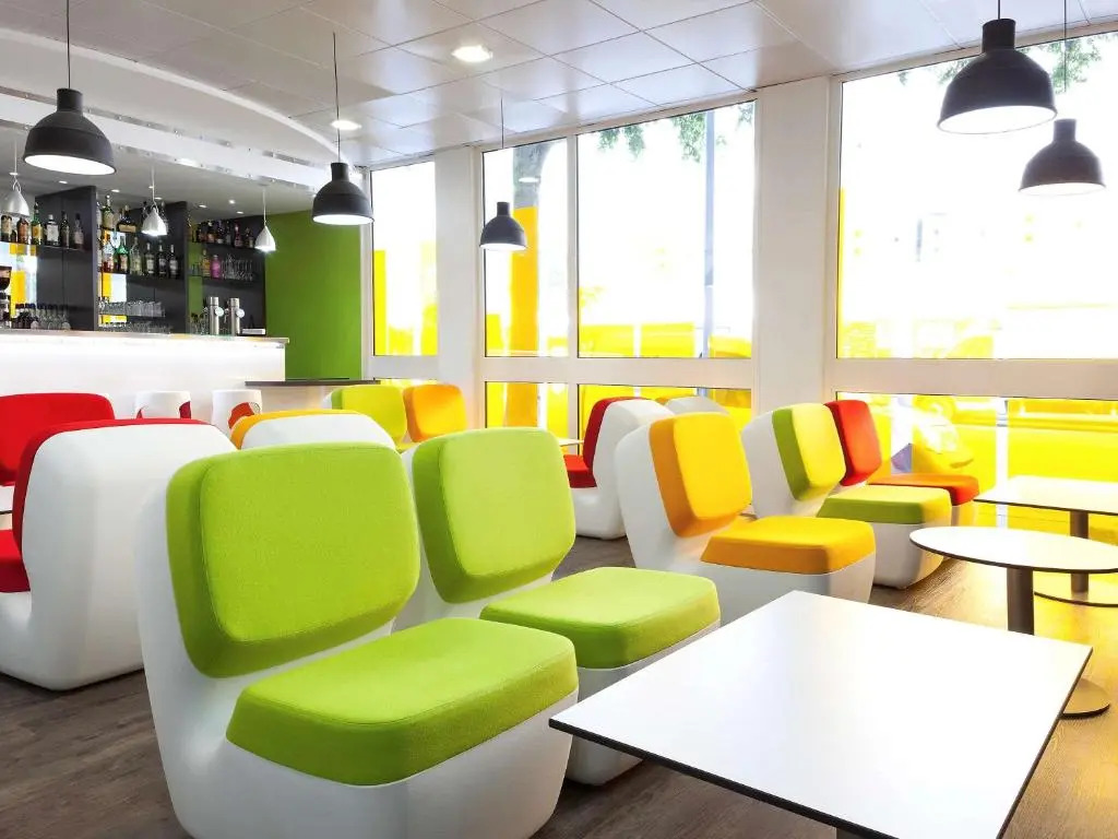 Ibis Styles Lyon Villeurbanne Parc de la Tête dOr
