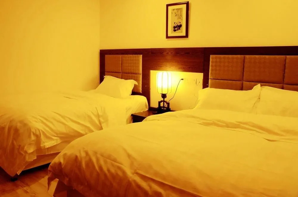 Chengdu Brocade Inn