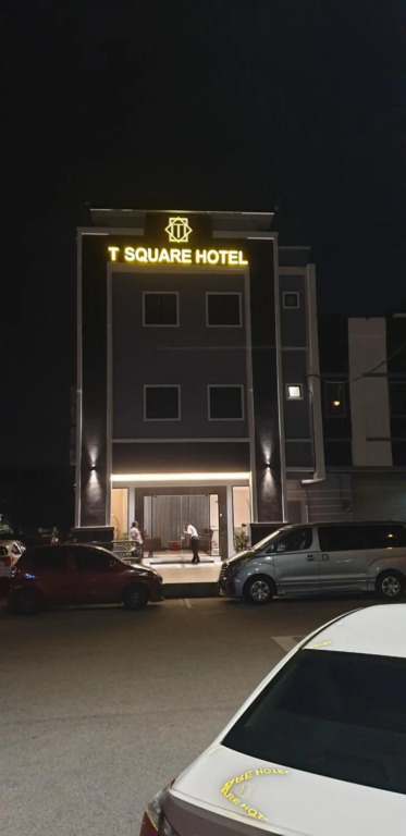 T SQUARE HOTEL