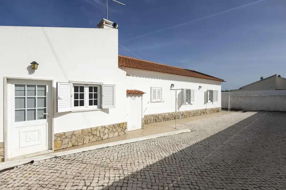 White House by AcasaDasCasas