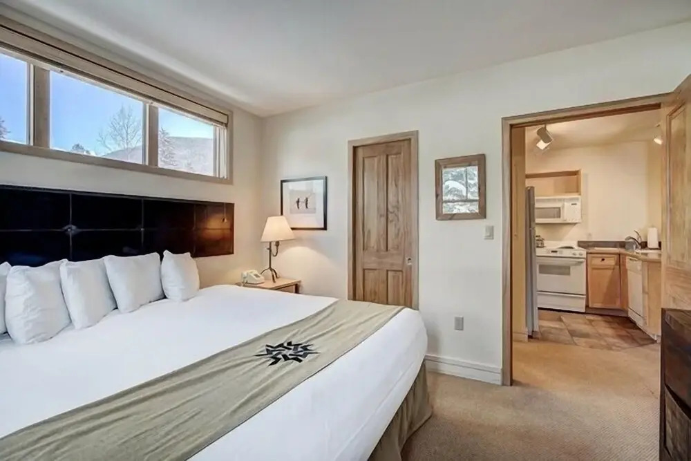 Silver Mill 8184-1br-walk To Slopes! Kids Ski Free! 1 Bedroom Condo by RedAwning