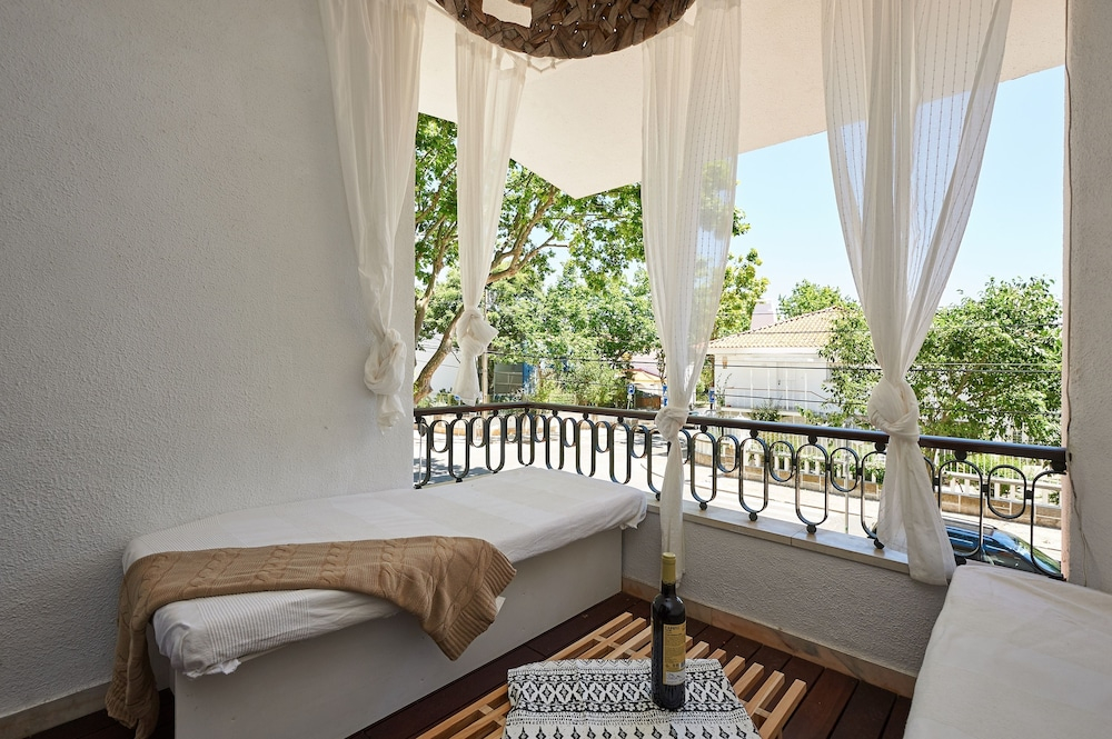 Central Oasis Apartment