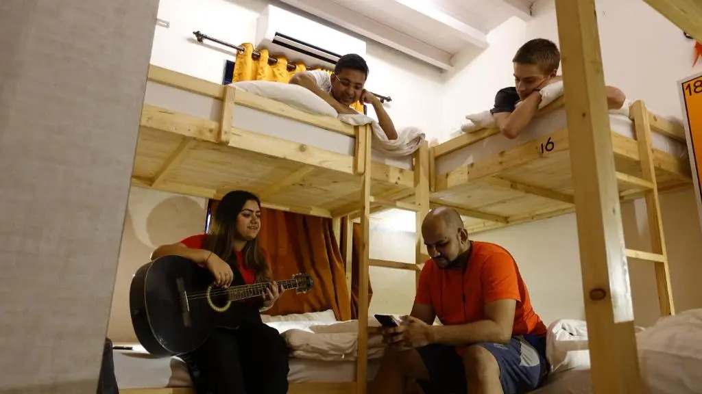 Cohostel