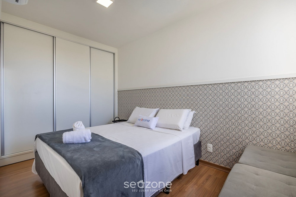 VAC - Beachfront Condo in Itajuba Beach