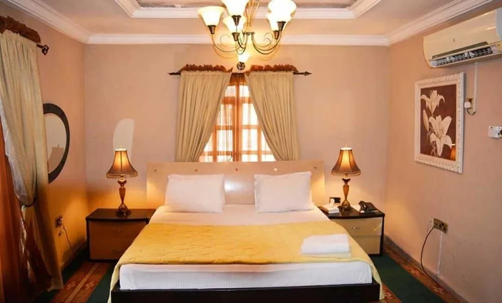 Manorgrove House Hotel