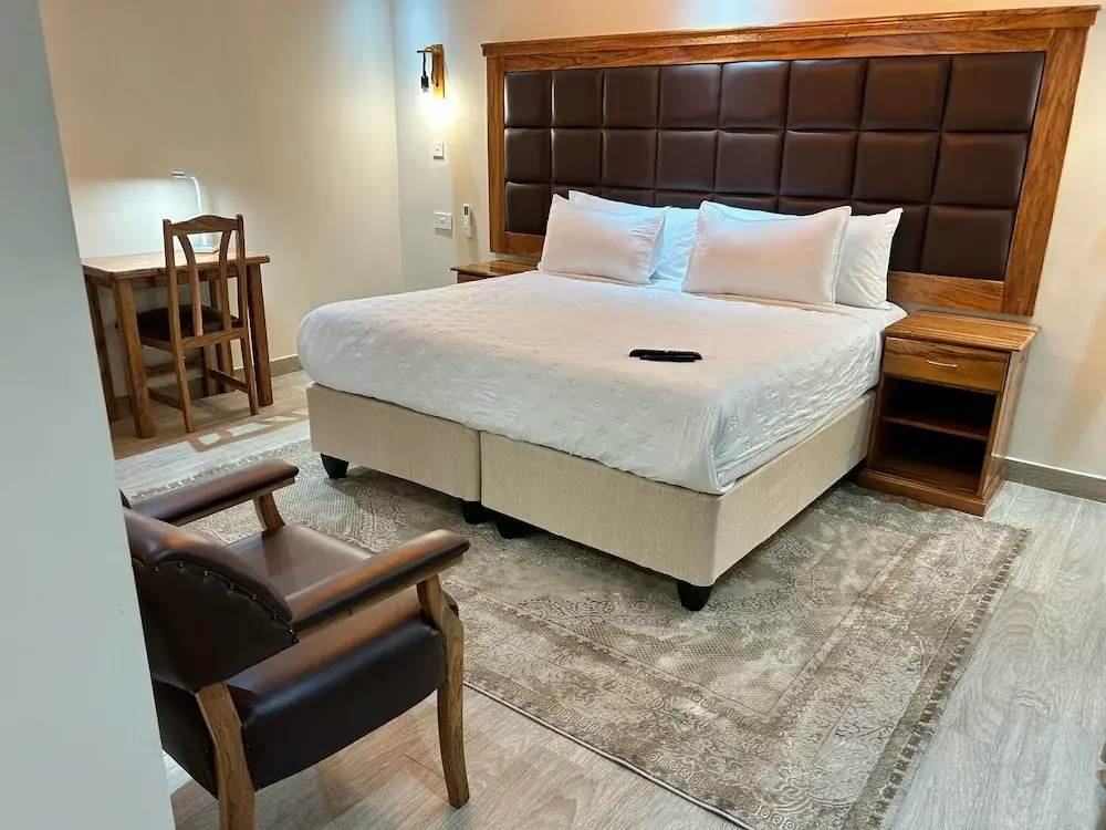 Gunhill Avenue Guesthouse