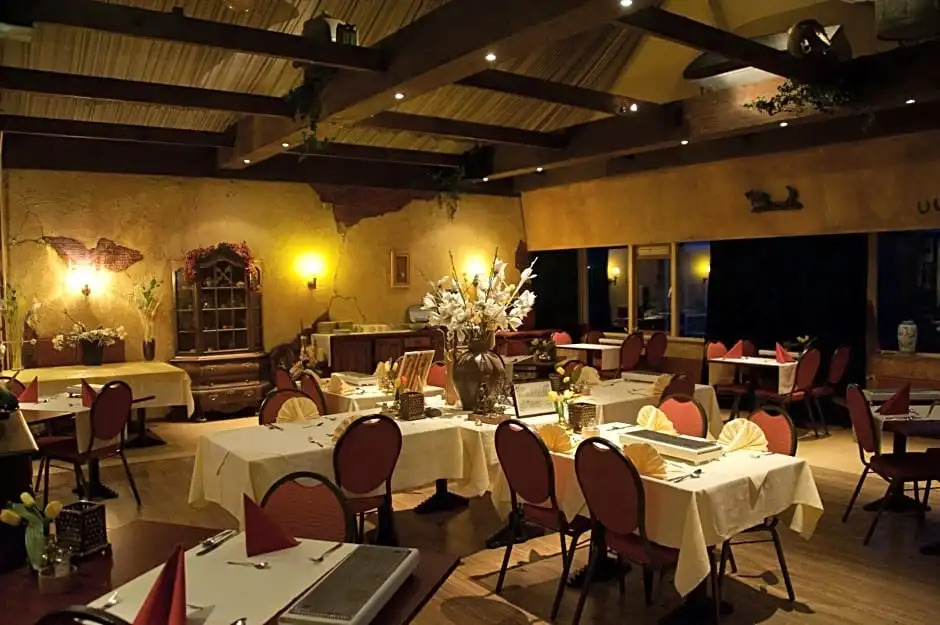 Hotel & Restaurant T Holt