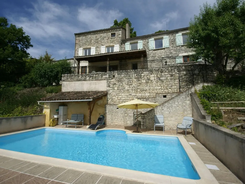 Atmospheric Holiday Home With Private Swimming Pool and Covered Terrace