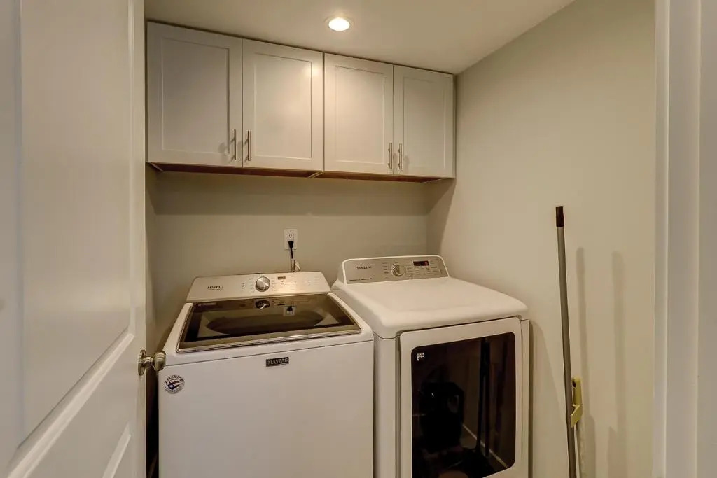 181 Beachwalk 3 BR Condo Shipyard