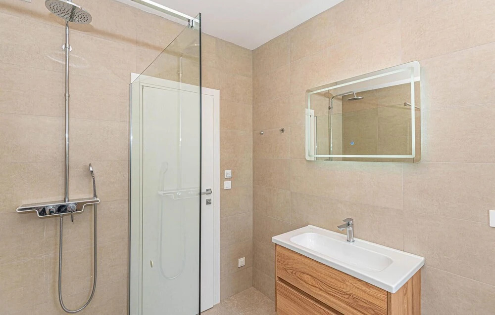 Beautiful Home in Srima With Outdoor Swimming Pool, Wifi and 3 Bedrooms
