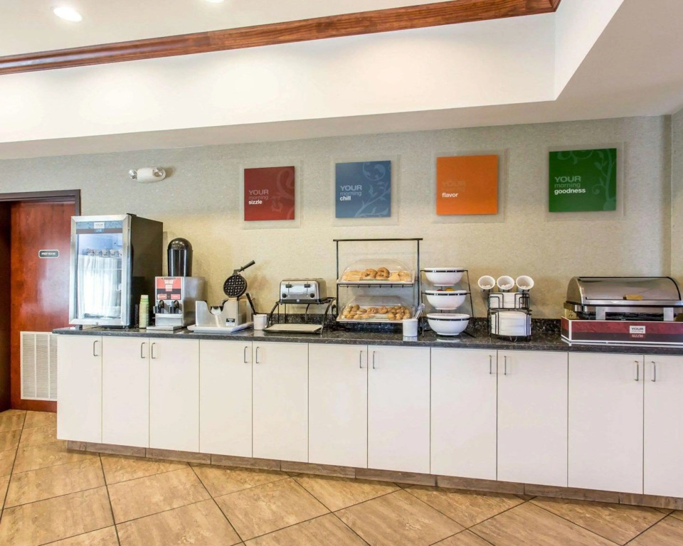 Comfort Inn & Suites Madisonville