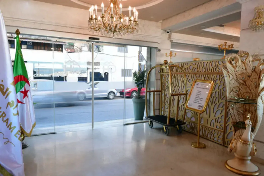 HOTEL IKRAM EL DHAYF