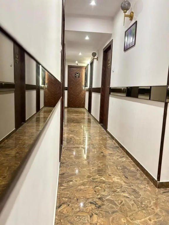 MIG SUITES