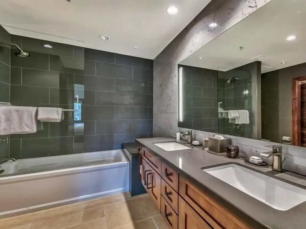 Luxury Two Bedroom Residence steps from Heavenly Village condo