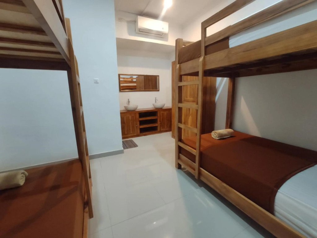 Gedhong Hostel
