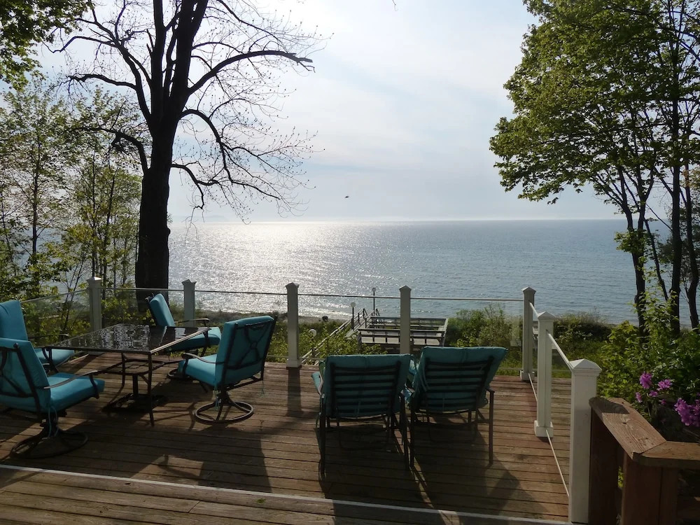 Good Harbor Bay Estate, Lake Michigan