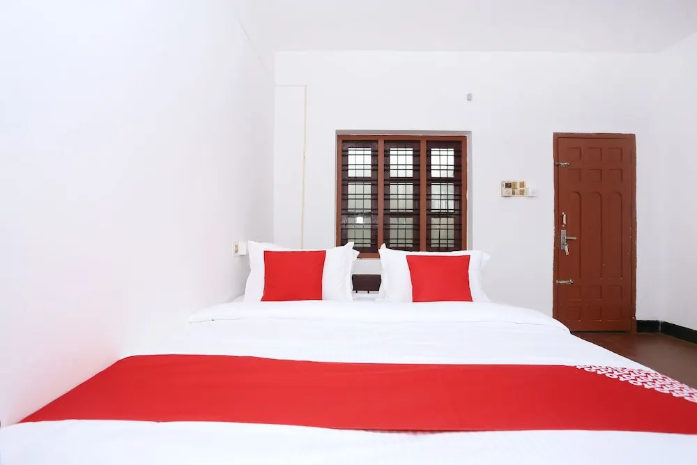 SPOT ON 45302 Kaveri Tourist Home