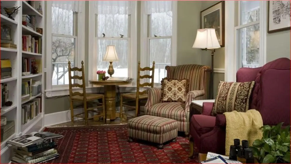 The Maple Leaf Inn