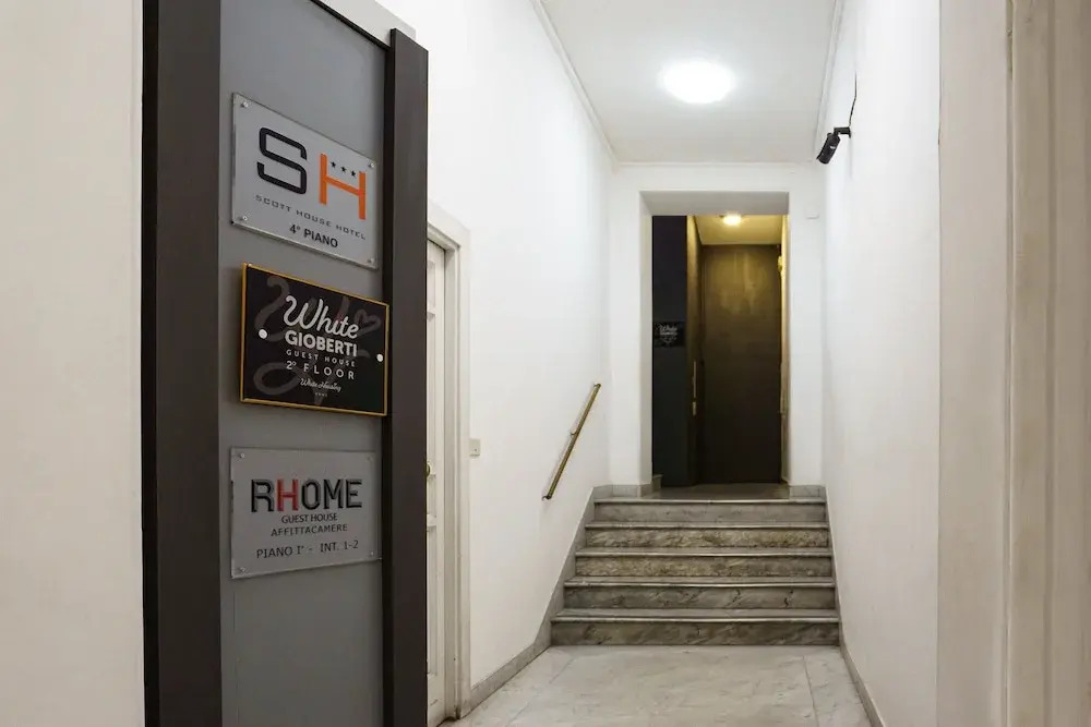 Rhome Guest House