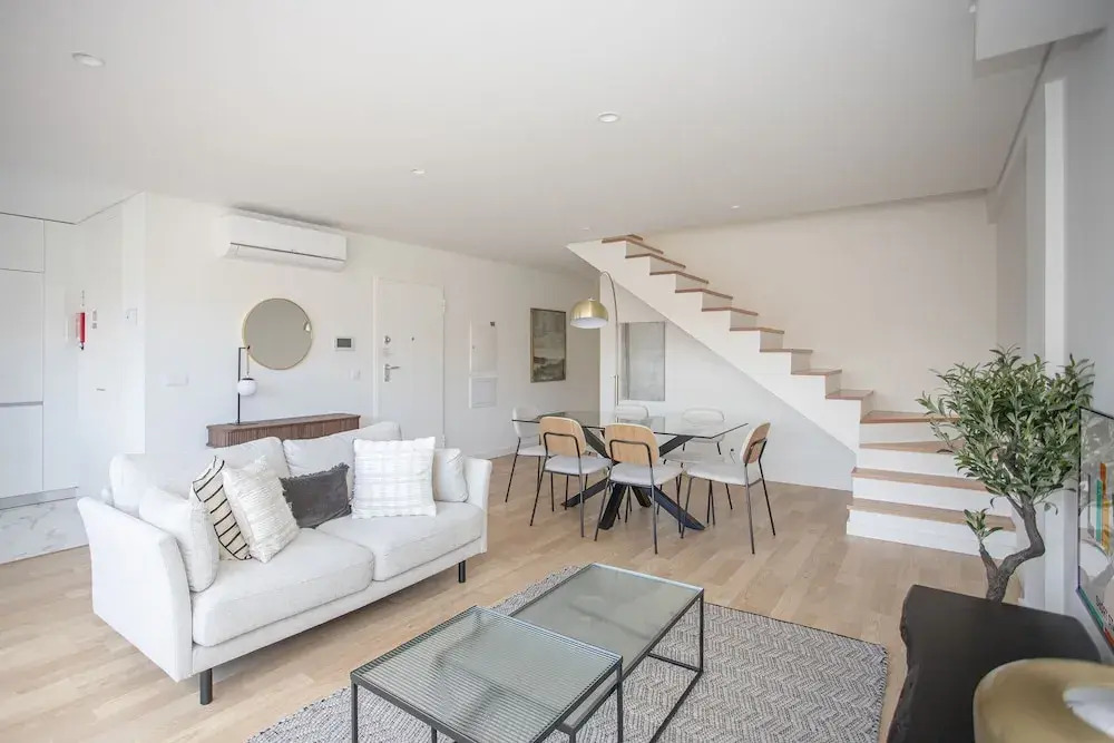 Liiiving in Porto - City Design Apartments