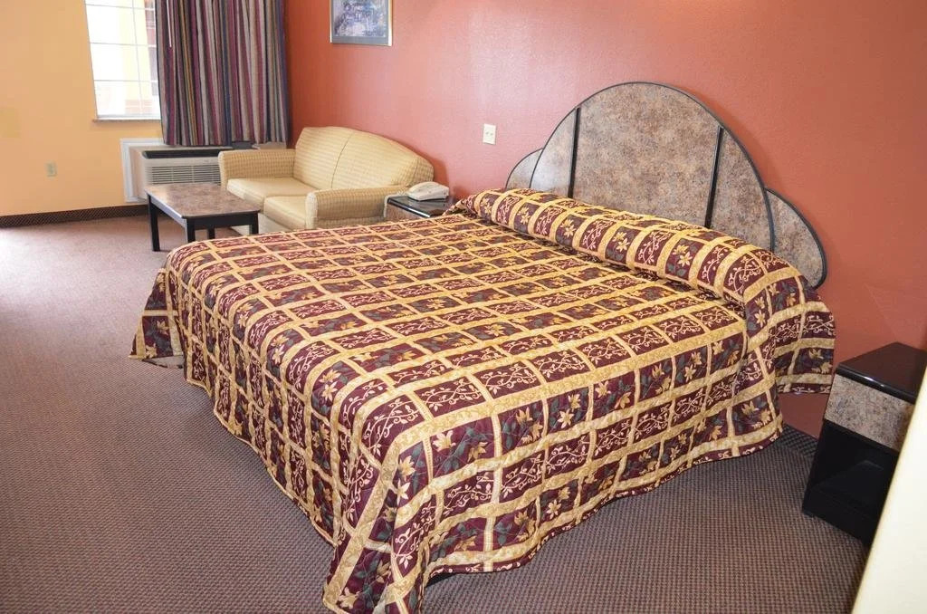 Scottish Inns  Suites IAH Airport South