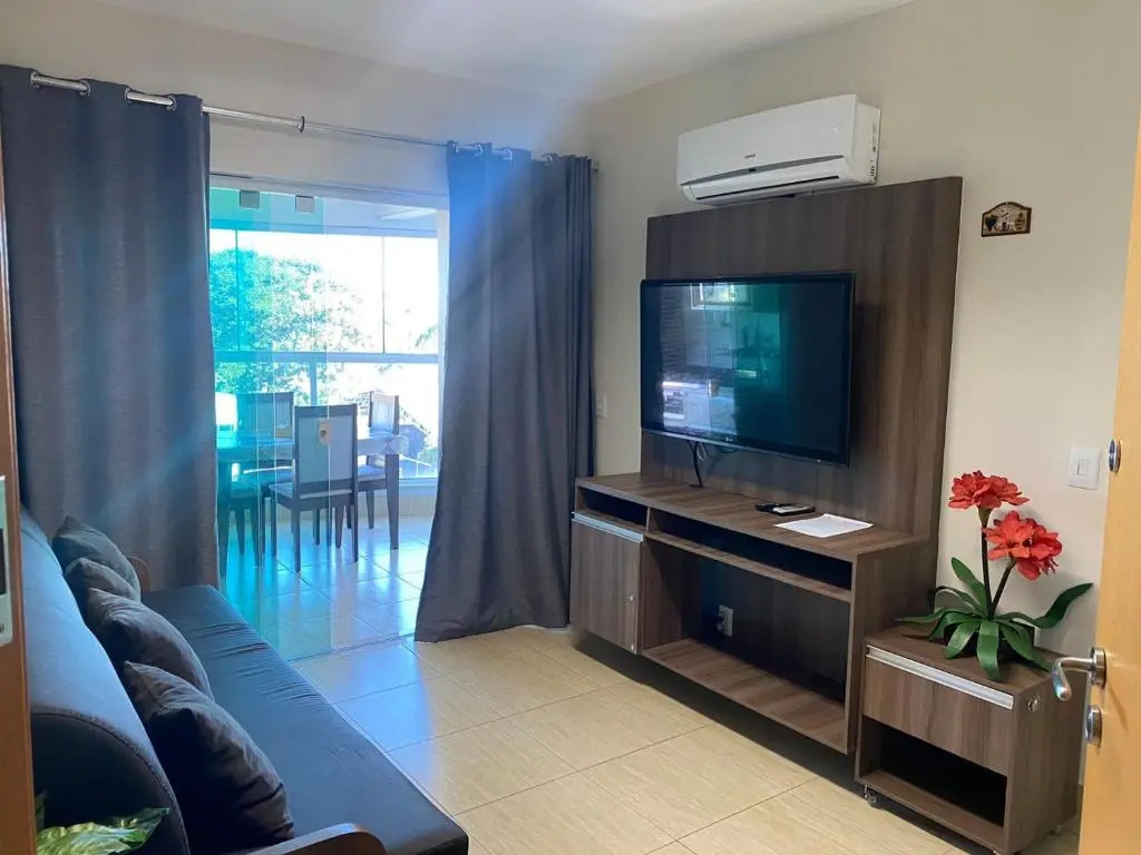 Apartamento confortável em caldas novas com espaço aquático, 6 piscinas , 3 hidromassagem , Bar e Restaurante , Sauna , espaço kids