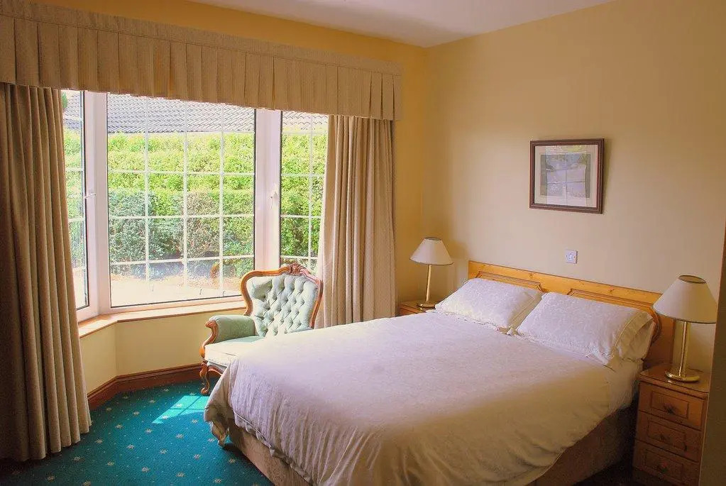 Killarney House