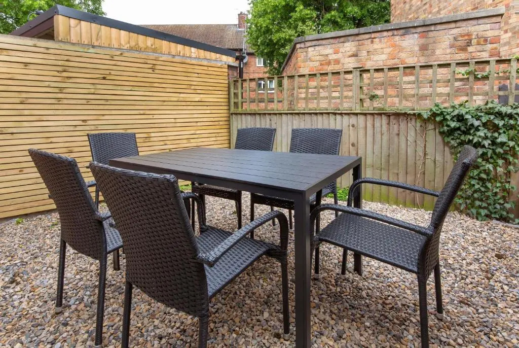 Piccadilly Place - 3 Bedroom House