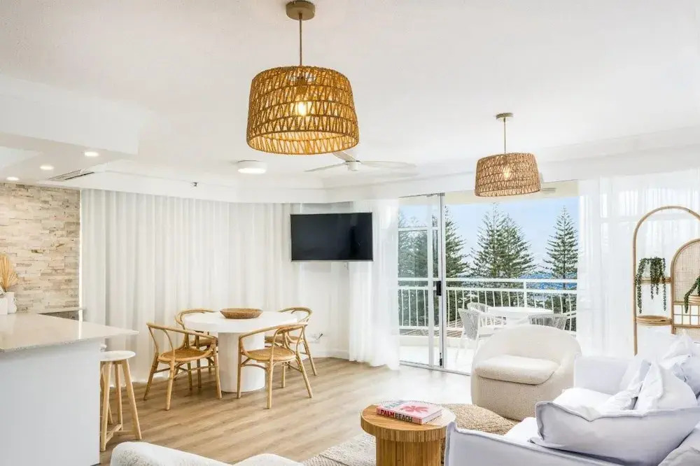 Ocean View Coastal Haven in Burleigh