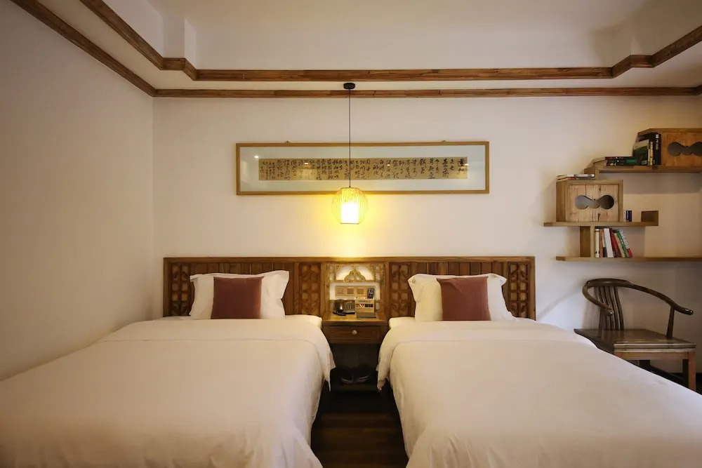 Zhangjiajie One city one inn